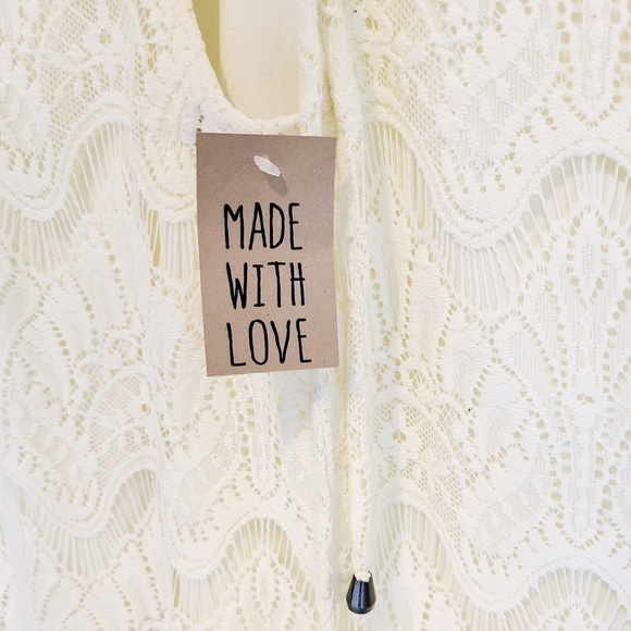 Lace Dress - Picture 2 of 4